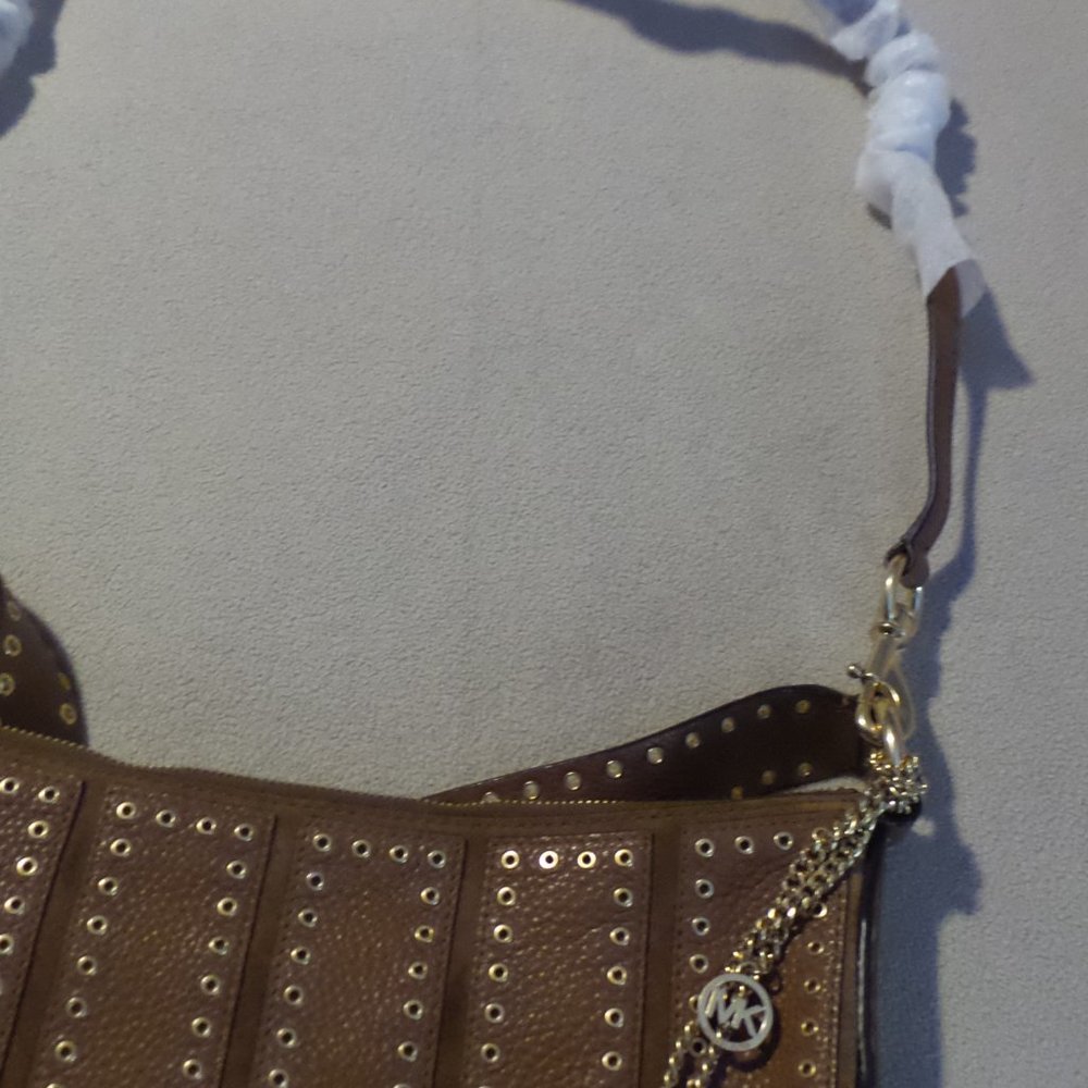 Michael Kors purse - Picture 7 of 7